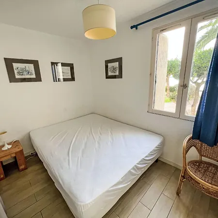 Grenade-2 By Interhome *