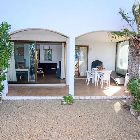 Grenade-2 By Interhome Lejlighed