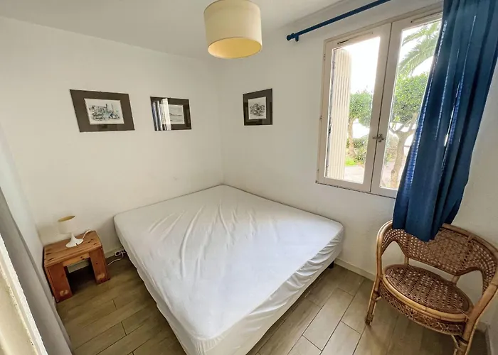 Grenade-2 By Interhome *